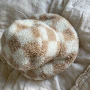 Hunter & Rose Checkered Sherpa Hat -Size 3-6Y